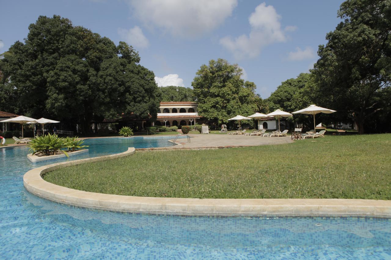 Mwembe Resort Малинди Экстерьер фото